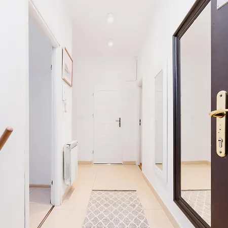 Two Bedroom - Starowislna 66 كراكوفيا